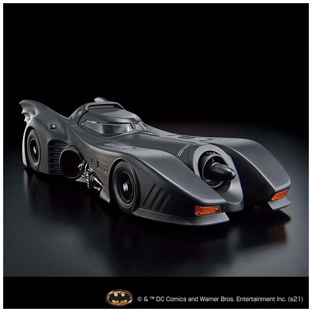 Bandai 1/35 Scale Model Kit Batmobile (Batman Version)